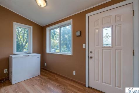321 E Humphrey Street Lake Crystal MN 56055