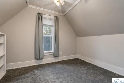 321 E Humphrey Street Lake Crystal MN 56055