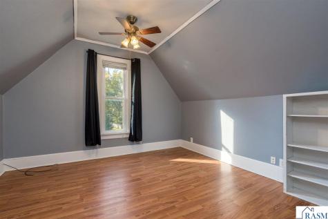 321 E Humphrey Street Lake Crystal MN 56055