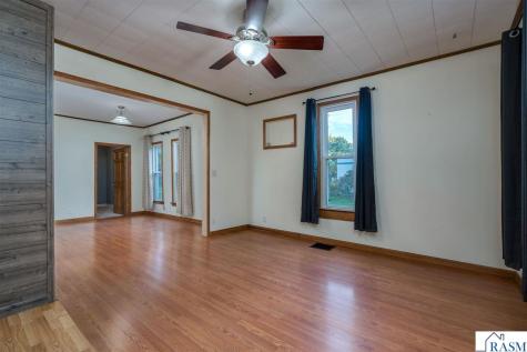 321 E Humphrey Street Lake Crystal MN 56055