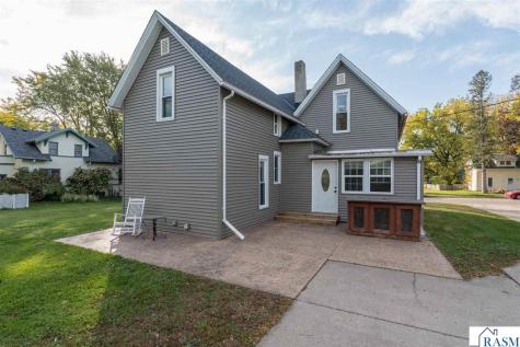 321 E Humphrey Street Lake Crystal MN 56055