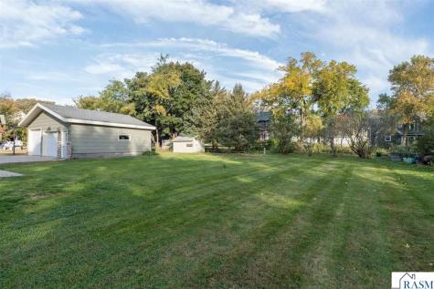 321 E Humphrey Street Lake Crystal MN 56055