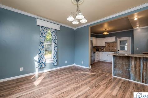 321 E Humphrey Street Lake Crystal MN 56055