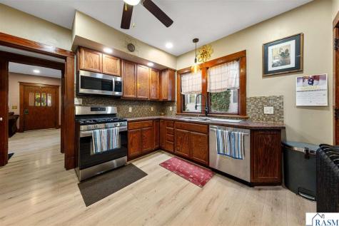 117 Shaubut Street Mankato MN 56001