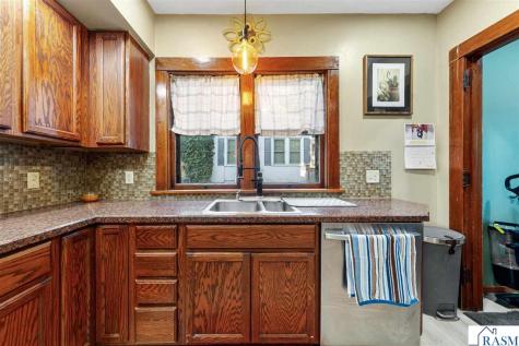 117 Shaubut Street Mankato MN 56001