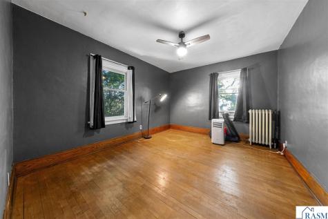 117 Shaubut Street Mankato MN 56001
