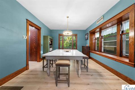 117 Shaubut Street Mankato MN 56001