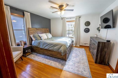 727 Austin Drive St. Peter MN 56082