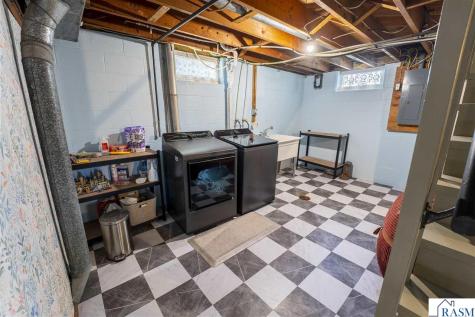 727 Austin Drive St. Peter MN 56082