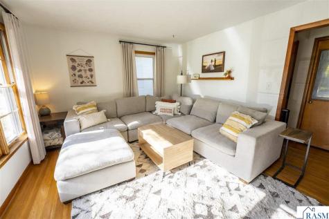 727 Austin Drive St. Peter MN 56082