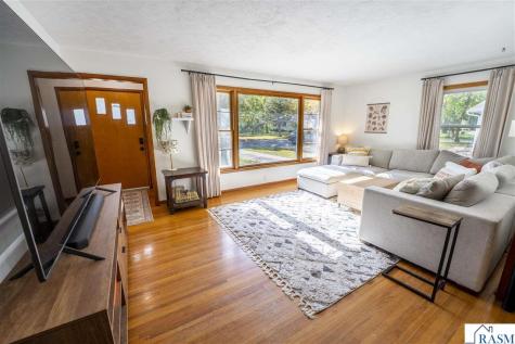 727 Austin Drive St. Peter MN 56082