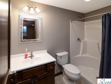304 Tanager Road Mankato MN 56001