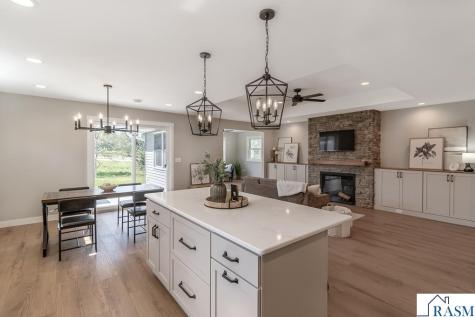 1346 Birchwood Drive New Ulm MN 56073