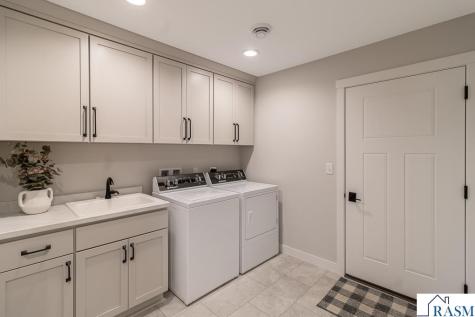 1346 Birchwood Drive New Ulm MN 56073