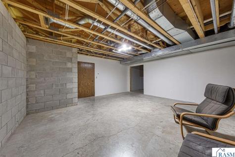 101 Pohl Road Mankato MN 56001