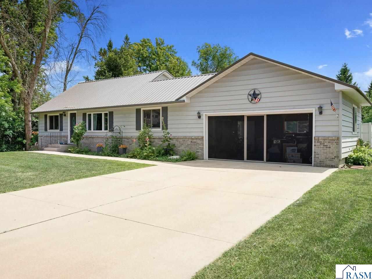 1429 Rice Lake Street Owatonna MN 55060