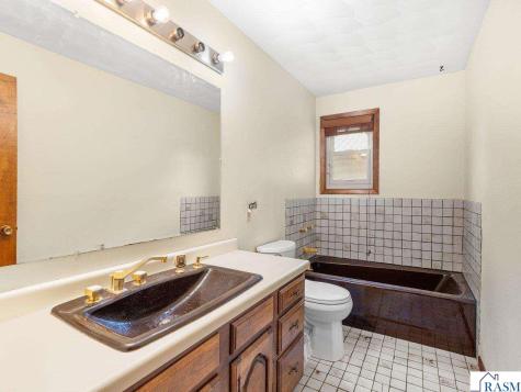 1429 Rice Lake Street Owatonna MN 55060