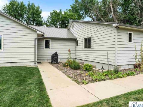 1429 Rice Lake Street Owatonna MN 55060