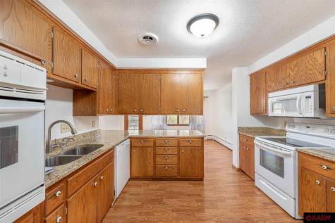 21 Bela Vista Court Mankato MN 56001