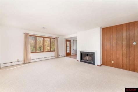 21 Bela Vista Court Mankato MN 56001