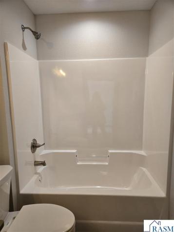 2118 Nelson Street St. Peter MN 56082-2252