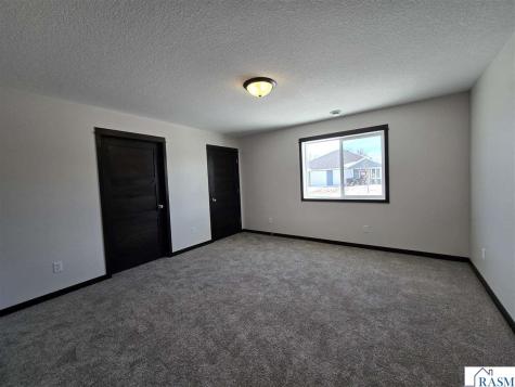 2118 Nelson Street St. Peter MN 56082-2252
