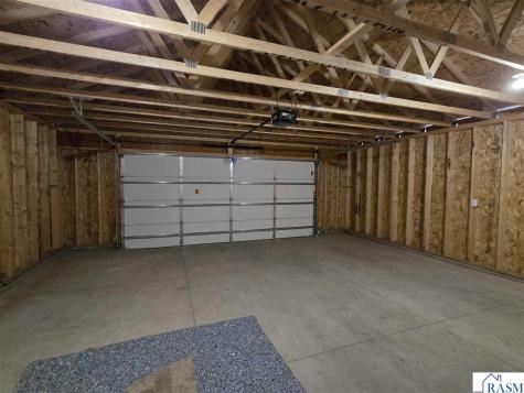 2118 Nelson Street St. Peter MN 56082-2252
