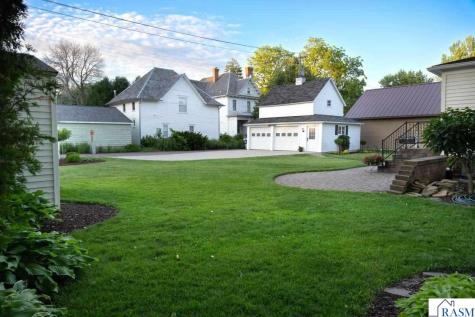 110 SW Summit Street Sleepy Eye MN 56085