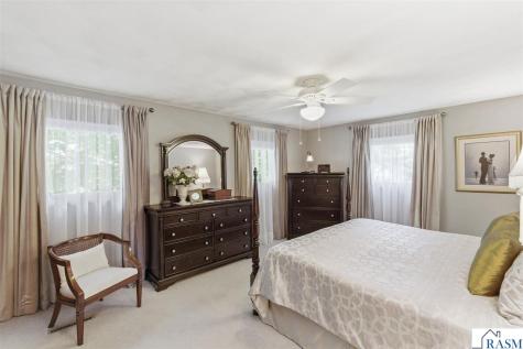 220 E North Street Amboy MN 56010