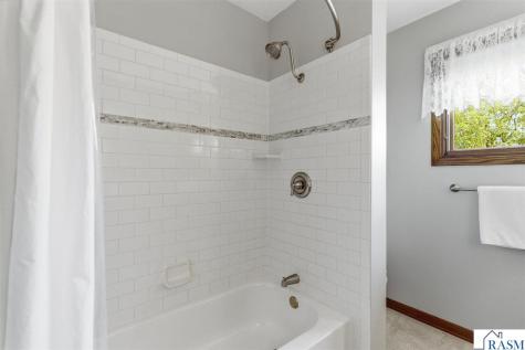 220 E North Street Amboy MN 56010