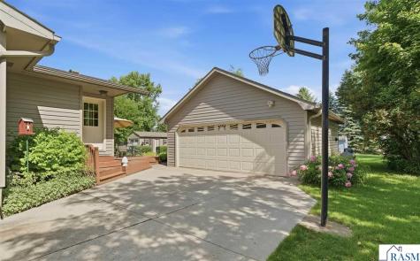 220 E North Street Amboy MN 56010