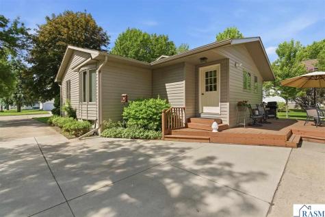 220 E North Street Amboy MN 56010