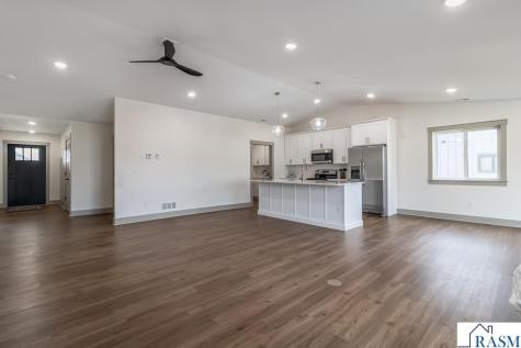 309 Pinehurst Drive Mankato MN 56001