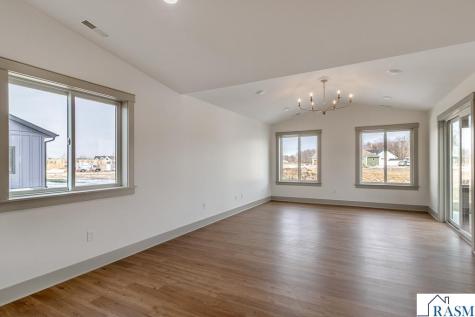 309 Pinehurst Drive Mankato MN 56001