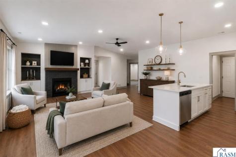 309 Pinehurst Drive Mankato MN 56001