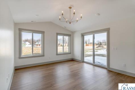 309 Pinehurst Drive Mankato MN 56001