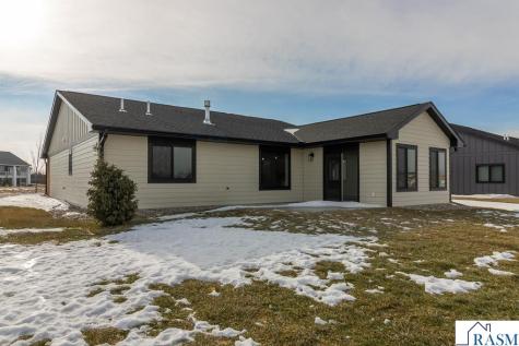 309 Pinehurst Drive Mankato MN 56001