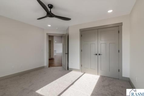 309 Pinehurst Drive Mankato MN 56001