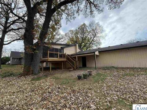 52387 Acorn Avenue North Mankato MN 56003