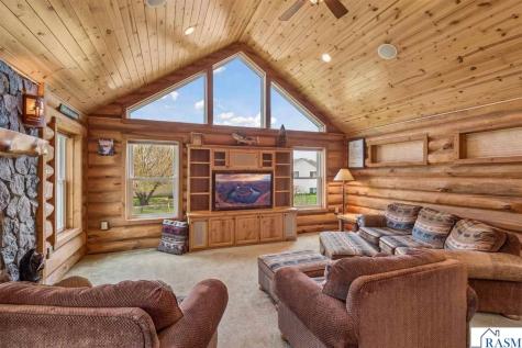 705 Leon Street Jordan MN 55352