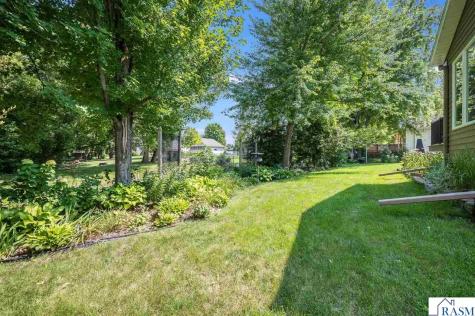 47 Eagle Ridge Trail North Mankato MN 56003