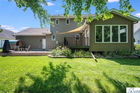 47 Eagle Ridge Trail North Mankato MN 56003
