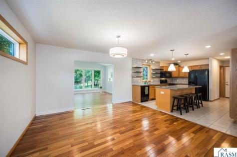 47 Eagle Ridge Trail North Mankato MN 56003