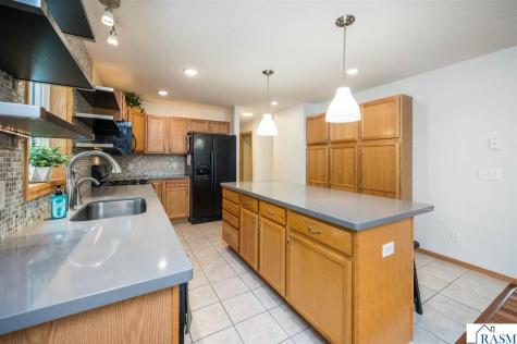 47 Eagle Ridge Trail North Mankato MN 56003
