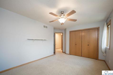 47 Eagle Ridge Trail North Mankato MN 56003