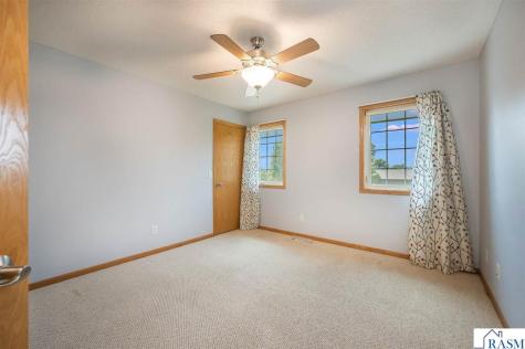 47 Eagle Ridge Trail North Mankato MN 56003