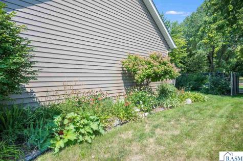 47 Eagle Ridge Trail North Mankato MN 56003