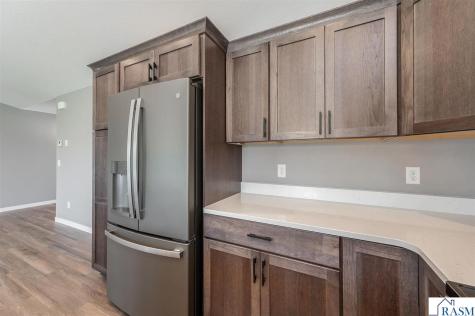 121 Copper Village Circle Mankato MN 56001