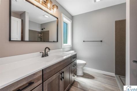 121 Copper Village Circle Mankato MN 56001