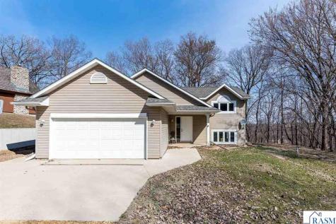 277 Red Ridge Road Good Thunder MN 56037